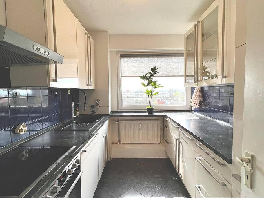 Maisonette Penthouse Laatzen - 5 Min To Messe Hannover Eksteriør billede