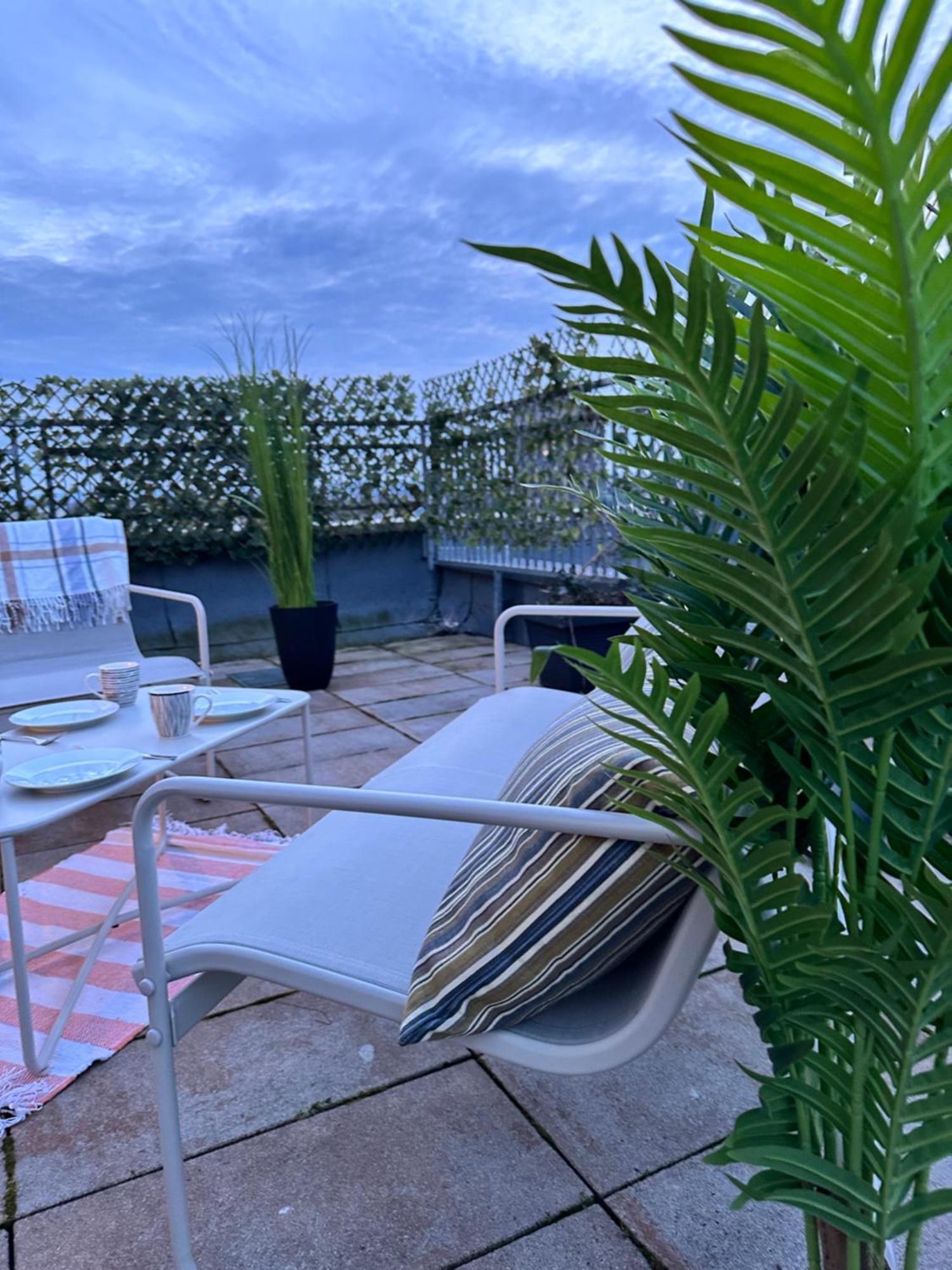 Maisonette Penthouse Laatzen - 5 Min To Messe Hannover Eksteriør billede